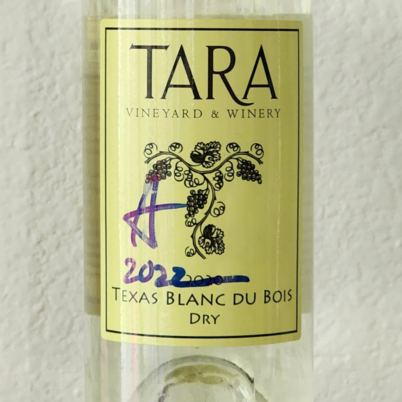 Tara Vineyards Blanc du Bois Dry